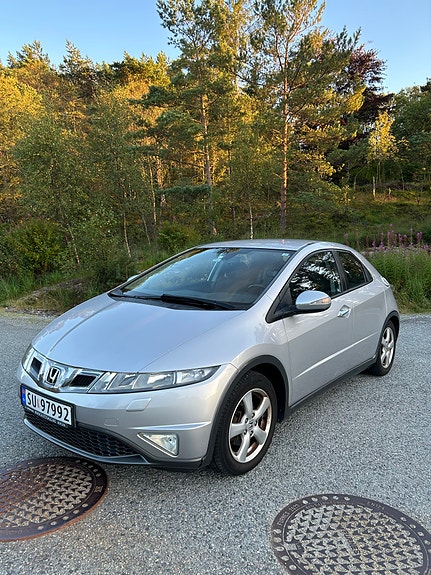 Honda Civic 3 of 16