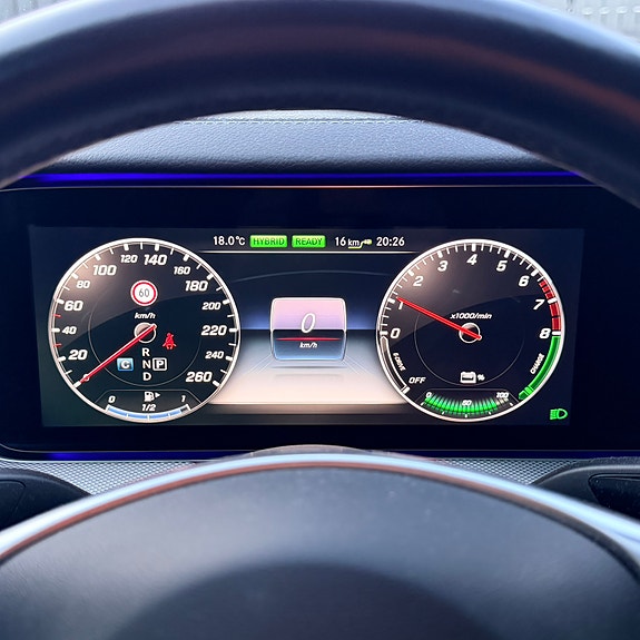 Mercedes-Benz E350 e 22 of 30