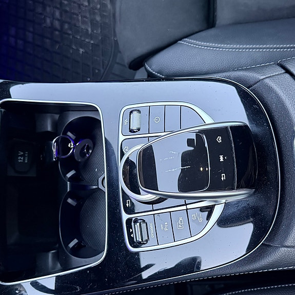 Mercedes-Benz E350 e 29 of 30