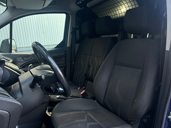 Ford Transit Connect 12 of 13