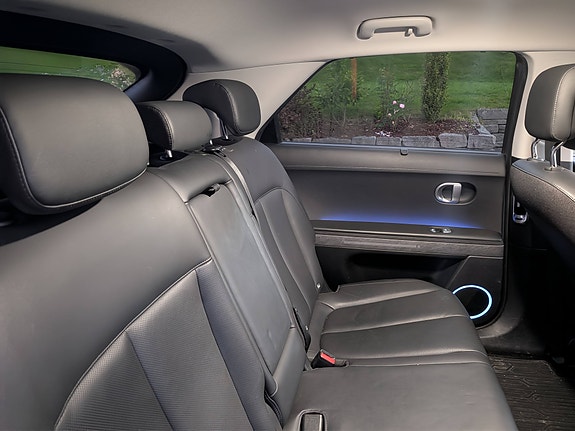 Hyundai Ioniq 5 5 of 10