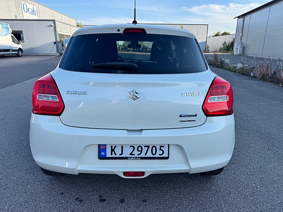 Suzuki Swift 10 of 30
