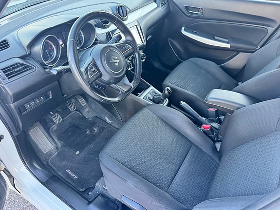 Suzuki Swift 20 of 30