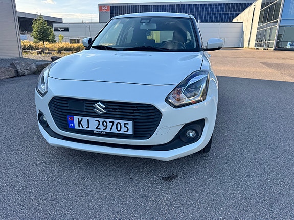 Suzuki Swift 3 of 30