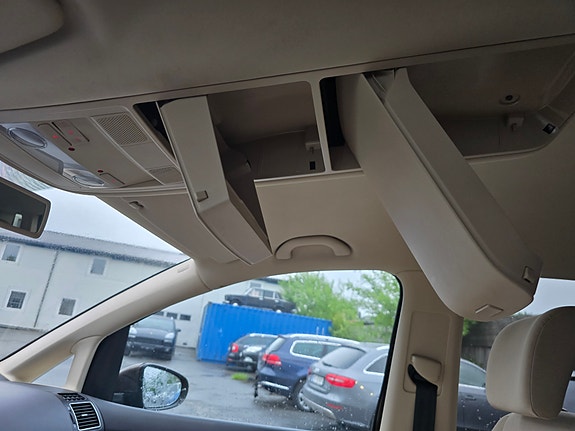 Volkswagen Touran 23 of 30