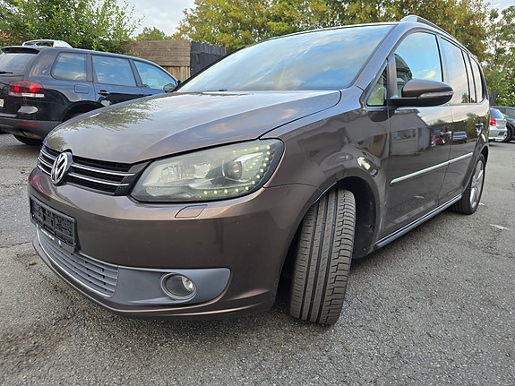 Volkswagen Touran 12 of 30