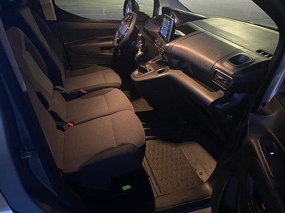 Peugeot Partner 16 of 24