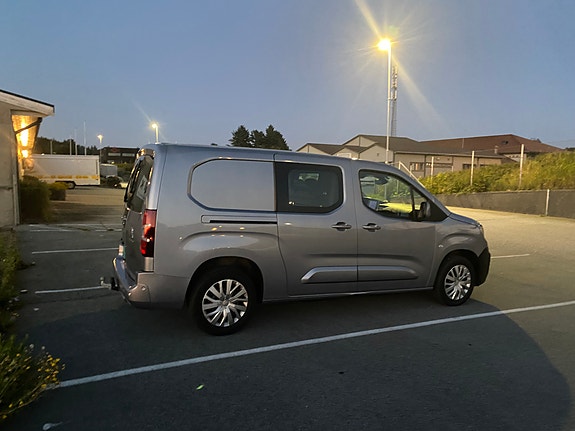 Peugeot Partner 8 of 24