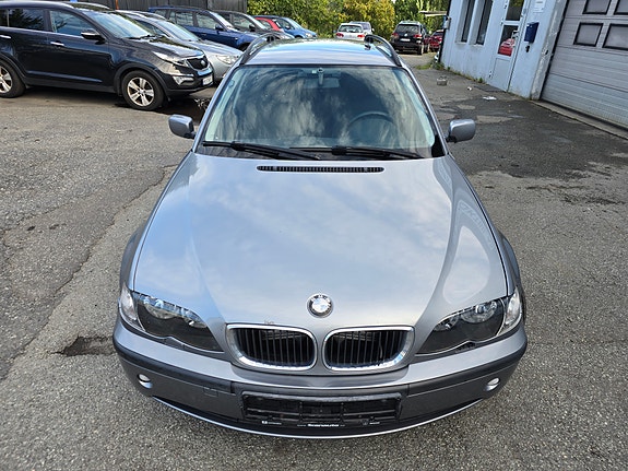 BMW 316i 10 of 28