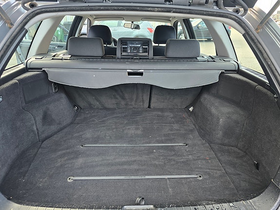 BMW 316i 15 of 28
