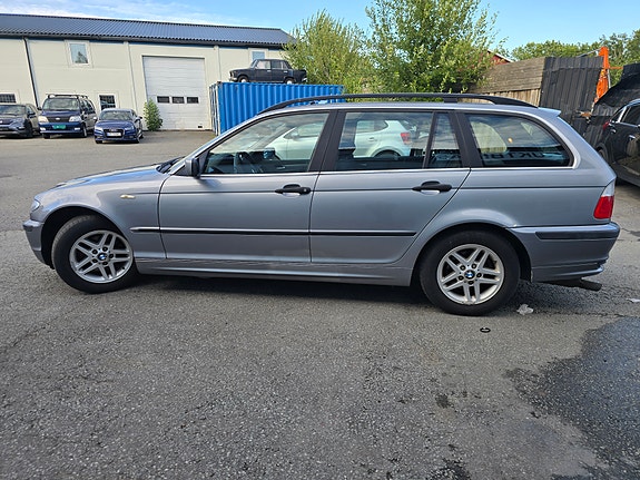 BMW 316i 7 of 28