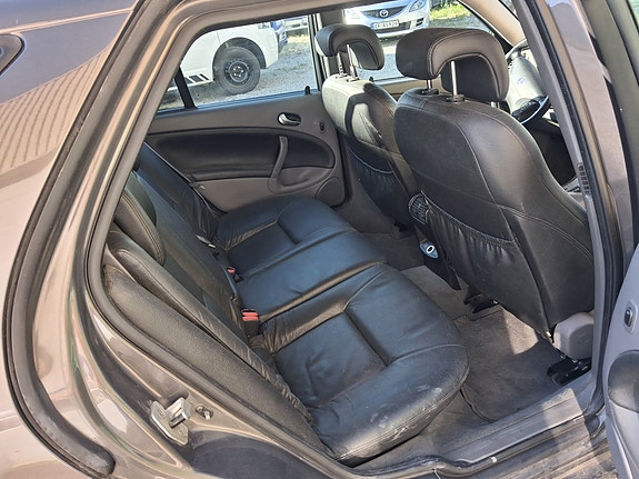 Saab 9-5 5 of 8
