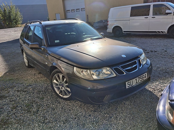 Saab 9-5 2 of 8