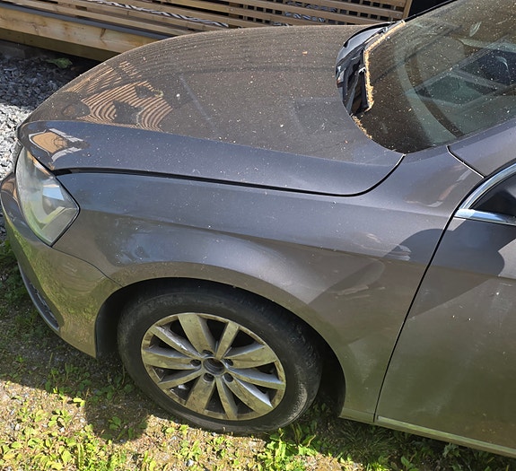 Volkswagen Passat 3 of 11