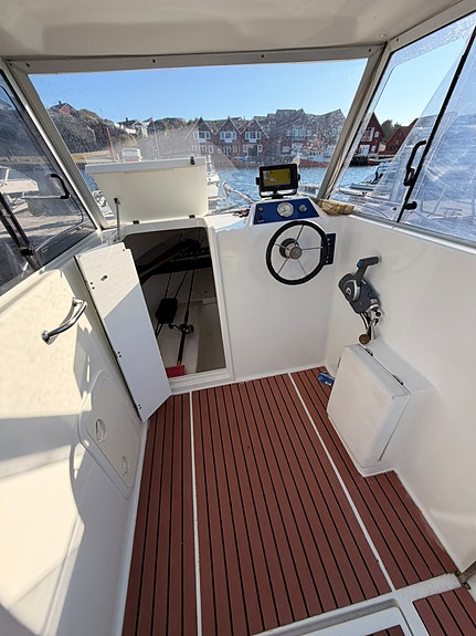 Stødig Pilothouse. 90HK, Reg. henger, Kartplotter/Ekkolodd 7 of 28