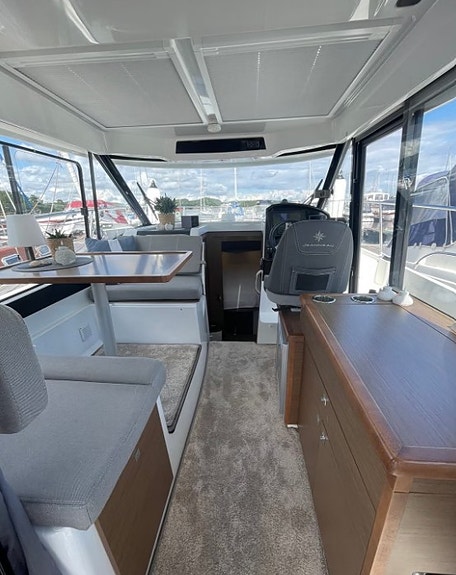 Jeanneau Merry Fisher 895 - 2XYamaha F150,  Kalesje, utestyring, autopilot ++ 10 of 29
