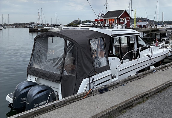 Jeanneau Merry Fisher 895 - 2XYamaha F150,  Kalesje, utestyring, autopilot ++ 3 of 29