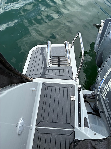 Jeanneau Merry Fisher 895 - 2XYamaha F150,  Kalesje, utestyring, autopilot ++ 7 of 29