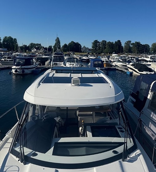 Jeanneau Merry Fisher 895 - 2XYamaha F150,  Kalesje, utestyring, autopilot ++ 5 of 29