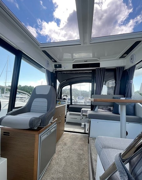 Jeanneau Merry Fisher 895 - 2XYamaha F150,  Kalesje, utestyring, autopilot ++ 15 of 29