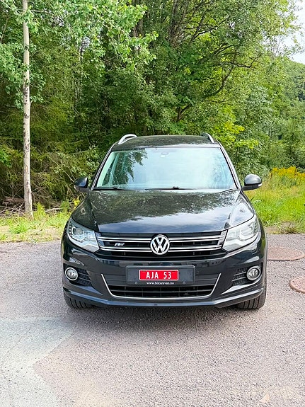 Volkswagen Tiguan 3 of 30