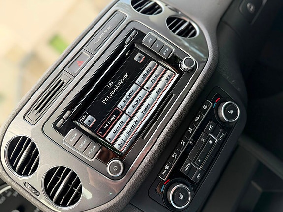 Volkswagen Tiguan 24 of 30