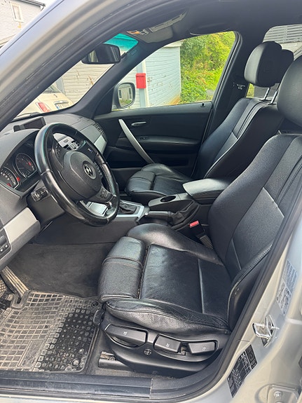 BMW X3 9 of 22