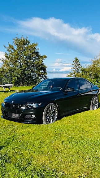 BMW 320d 3 of 14