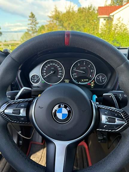 BMW 320d 13 of 14