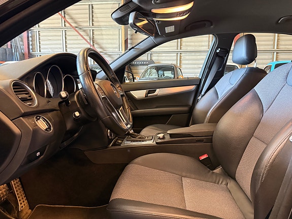 Mercedes-Benz C250 d 17 of 29
