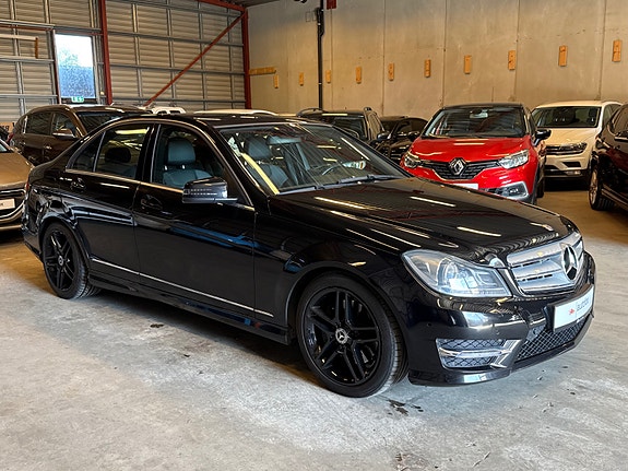 Mercedes-Benz C250 d 3 of 29