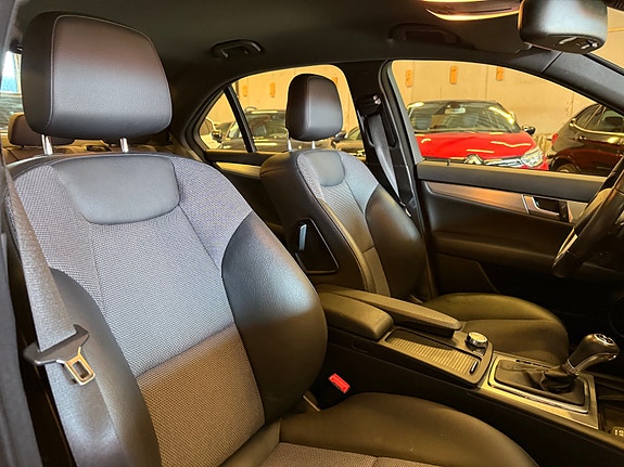 Mercedes-Benz C250 d 28 of 29