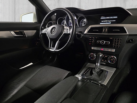 Mercedes-Benz C250 21 of 30