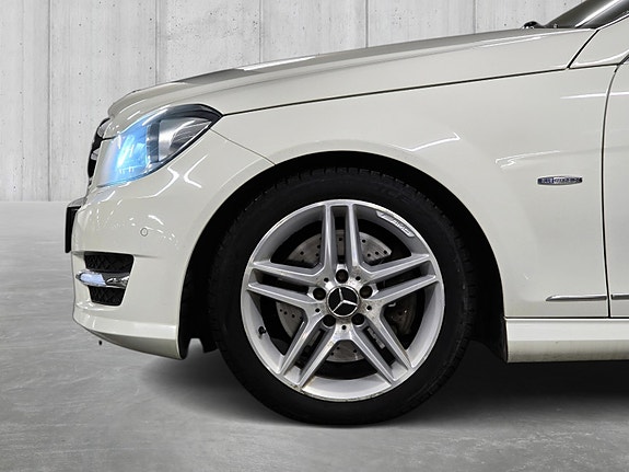 Mercedes-Benz C250 26 of 30