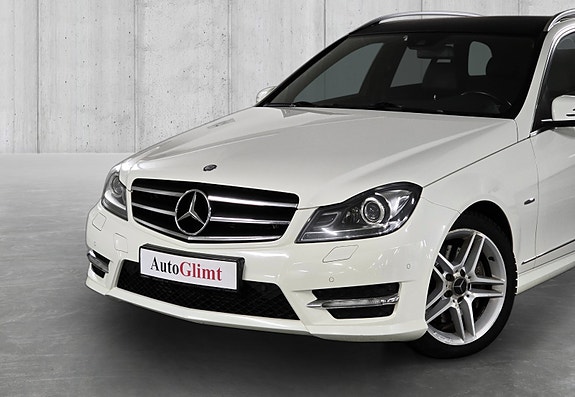 Mercedes-Benz C250 3 of 30