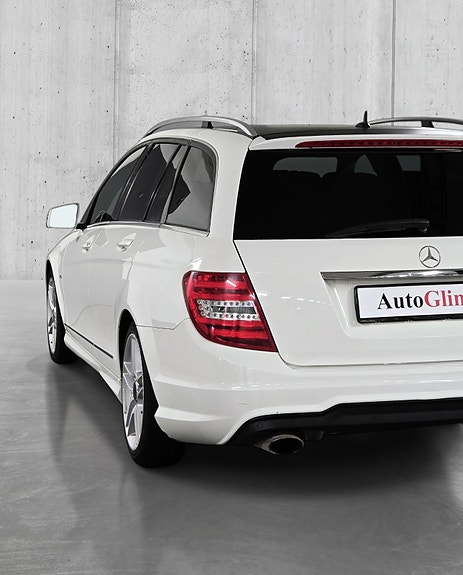 Mercedes-Benz C250 25 of 30
