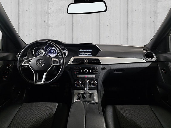 Mercedes-Benz C250 19 of 30