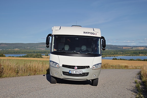 Rapido 8090 DF / S80 2 of 30