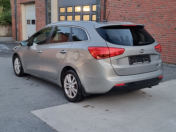 Kia Ceed 12 of 30