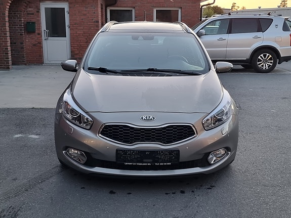 Kia Ceed 4 of 30