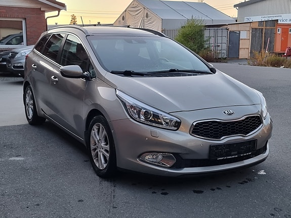 Kia Ceed 8 of 30