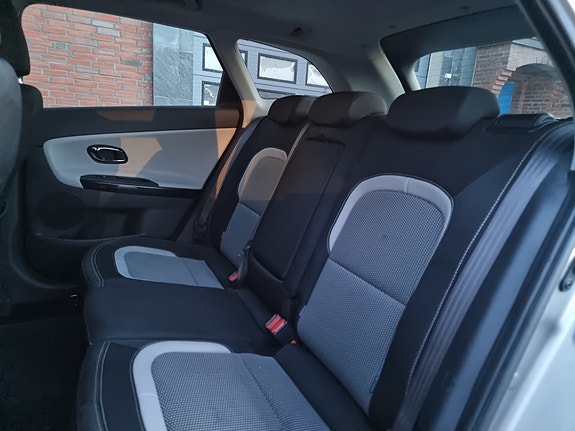 Kia Ceed 18 of 30