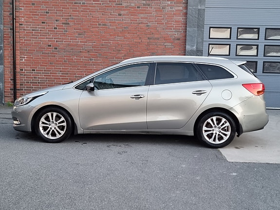 Kia Ceed 13 of 30