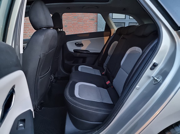 Kia Ceed 17 of 30
