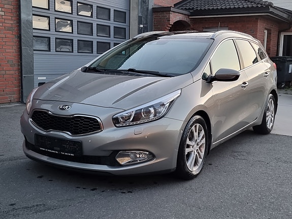 Kia Ceed 2 of 30