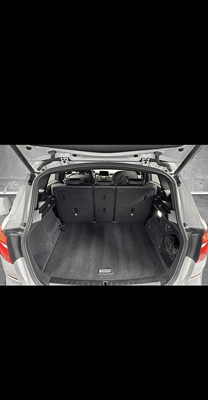 BMW 225xe 4 of 7