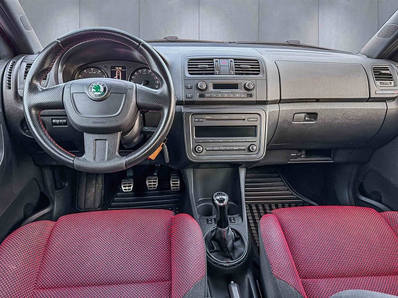 Skoda Fabia 7 of 12
