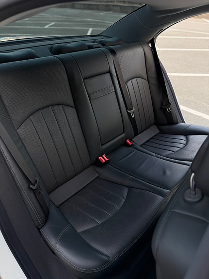 Mercedes-Benz E55 29 of 30