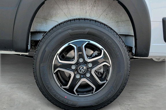 Toyota ProAce Max 20 of 20