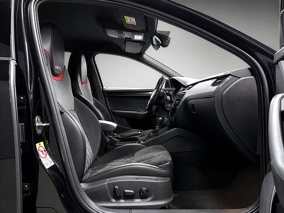 Skoda Octavia RS 19 of 24